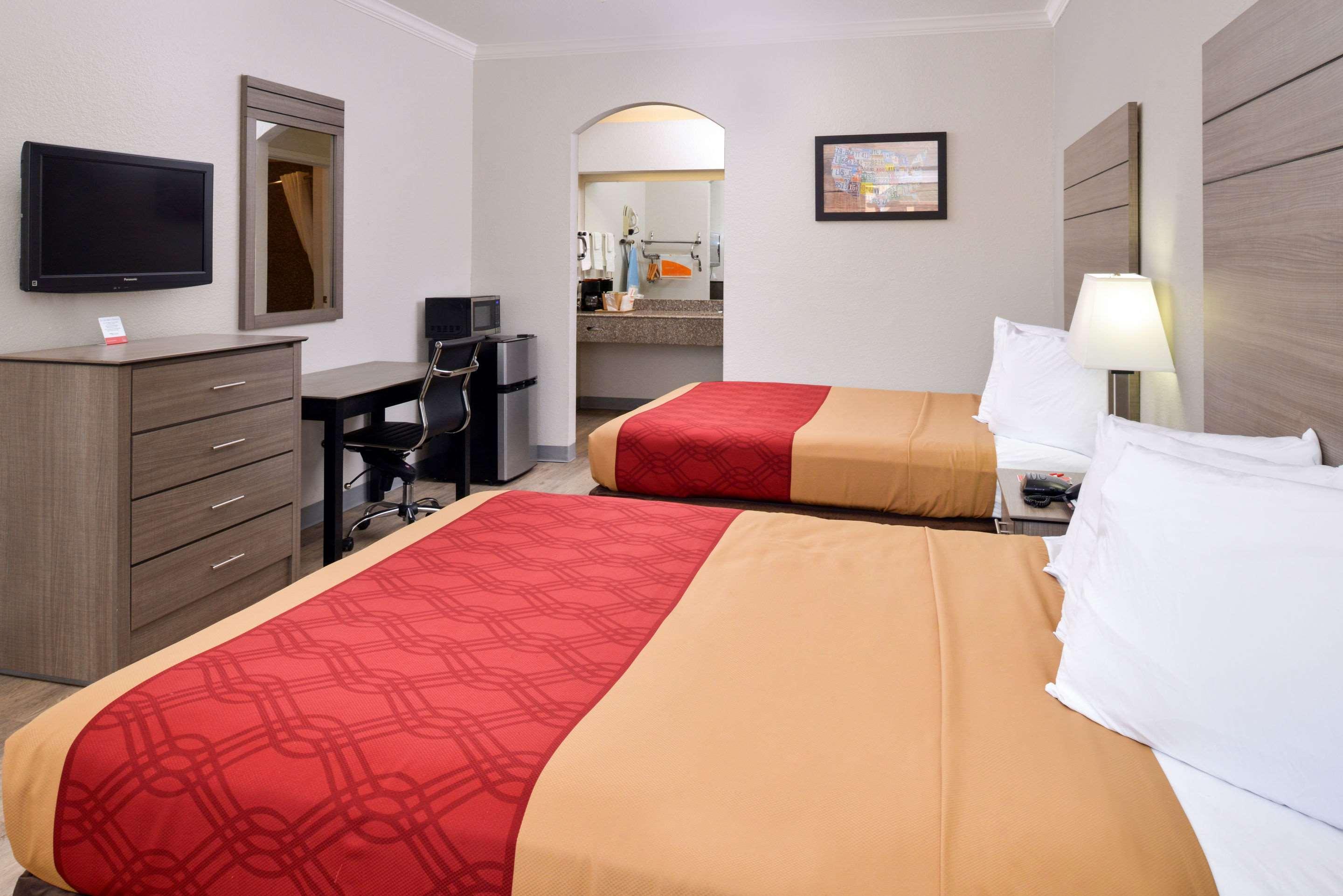 Econo Lodge Inn & Suites Port Arthur Near Sabine Pass Extérieur photo
